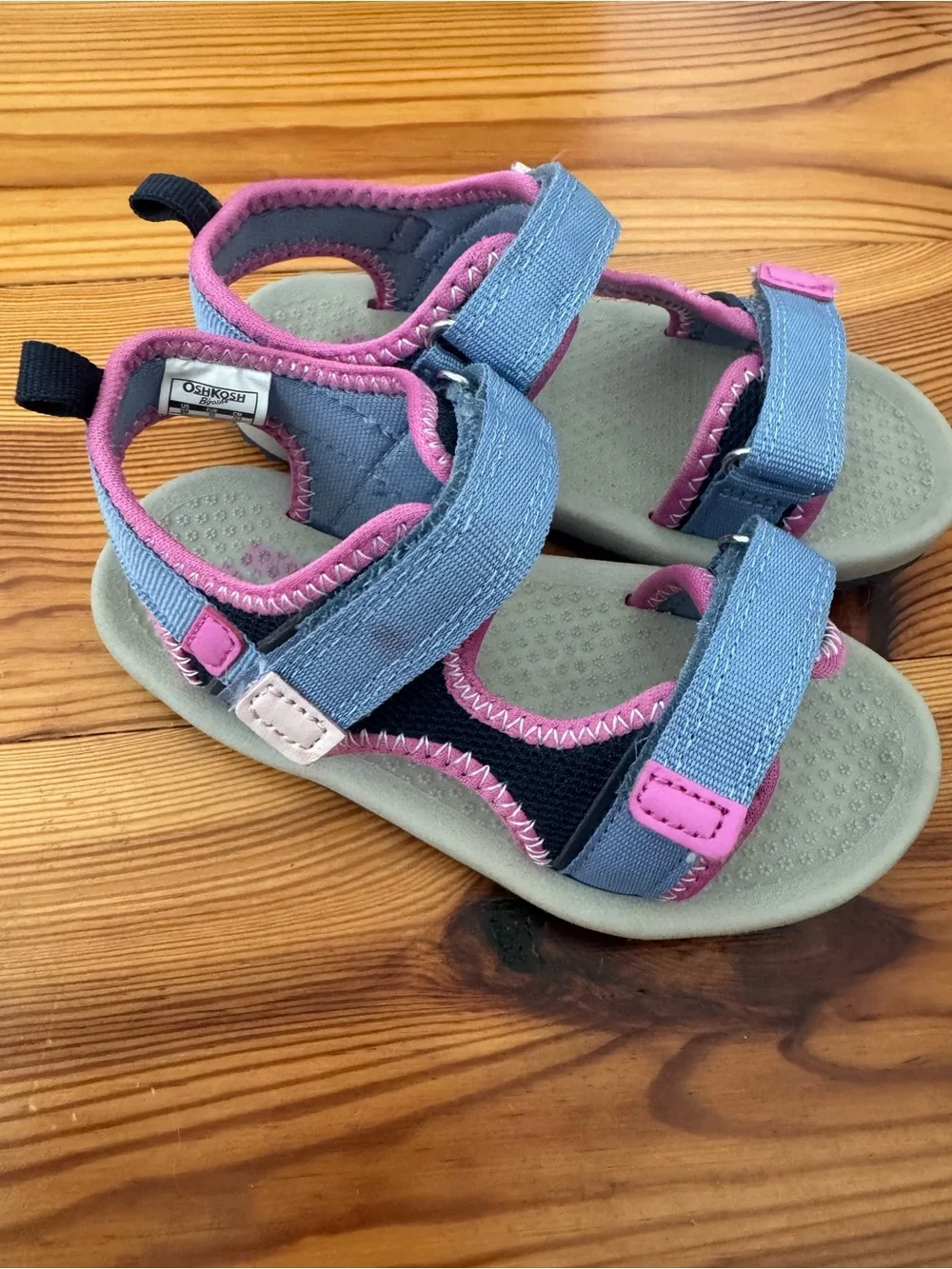 Kids OshKosh B’gosh Horchata Blue Pink Hook-and-Loop Sandals size 9 Toddler EUC